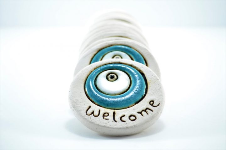 Welcome Eye ceramic