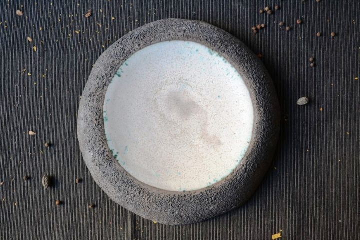 Volcano Plate ceramic