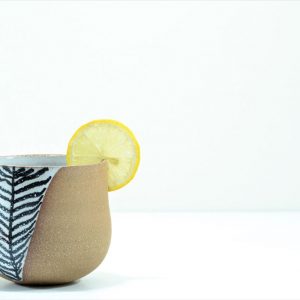 Κούπα κατασκευασμένη από stoneware πηλό με στρογγυλεμένη βάση - 60595A