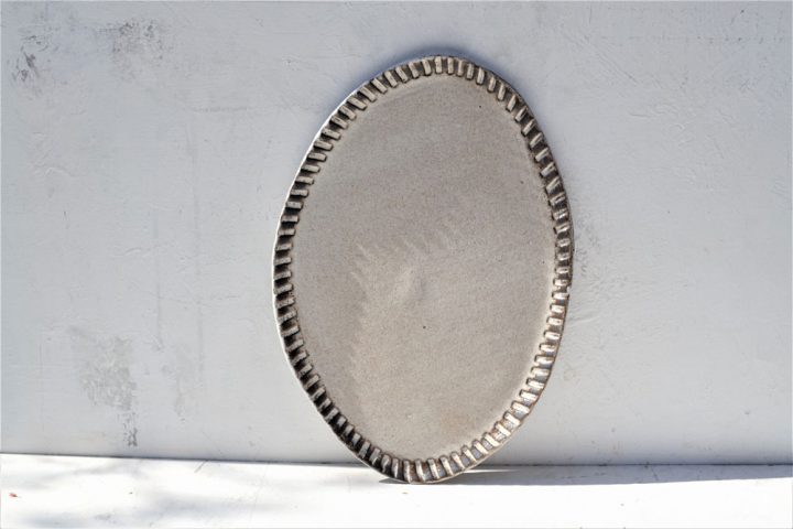 85606 - Carved Oval Platter (Off white)