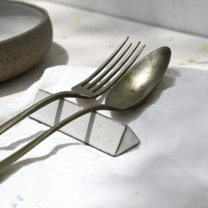 Triangular Cutlery Rest